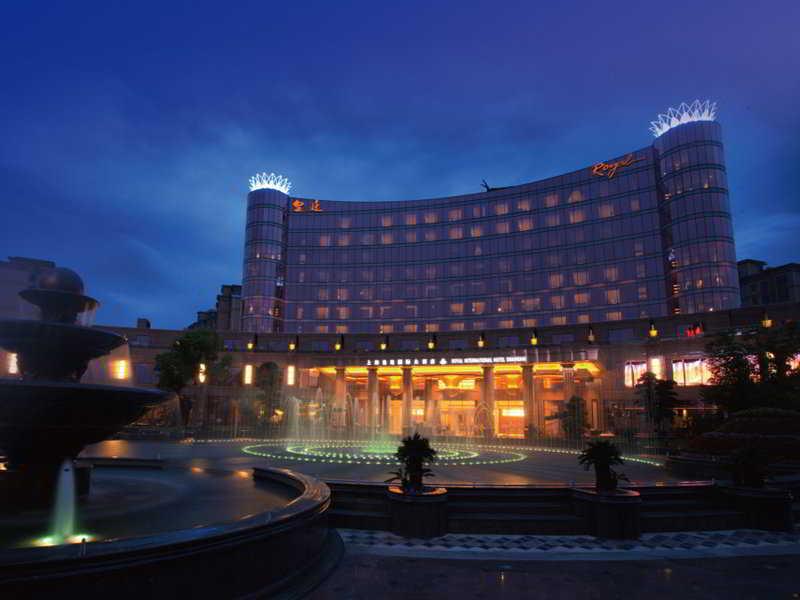 Royal International Hotel Shanghai - Pudong International Airport Dış mekan fotoğraf